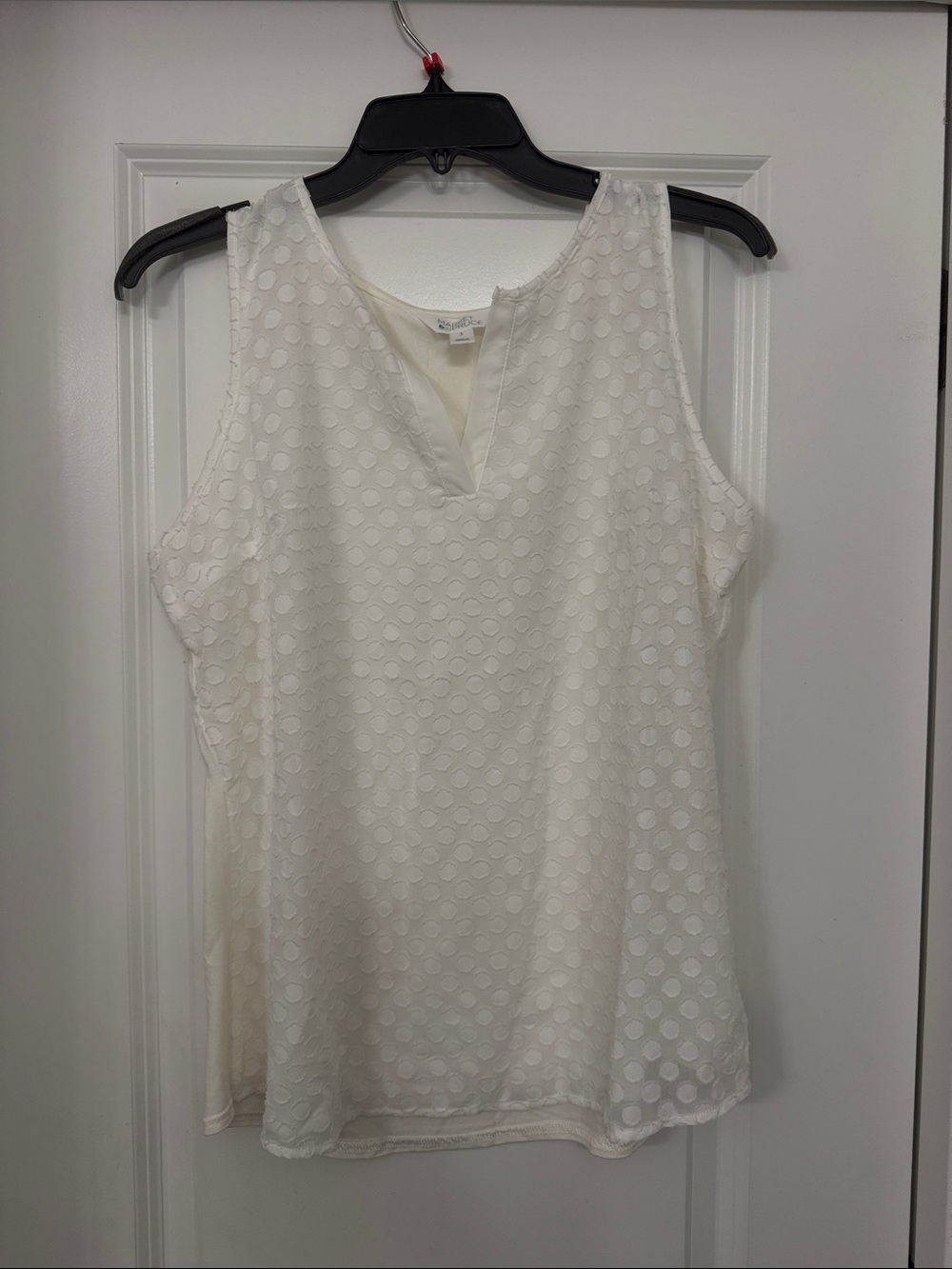 Market & Spruce White Eyelet V-Notch Sleeveless Top